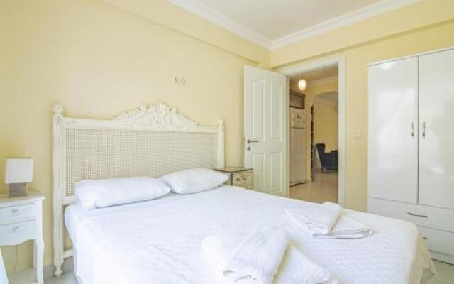 Sunset Beach Club Aqualettings Mermaid 33