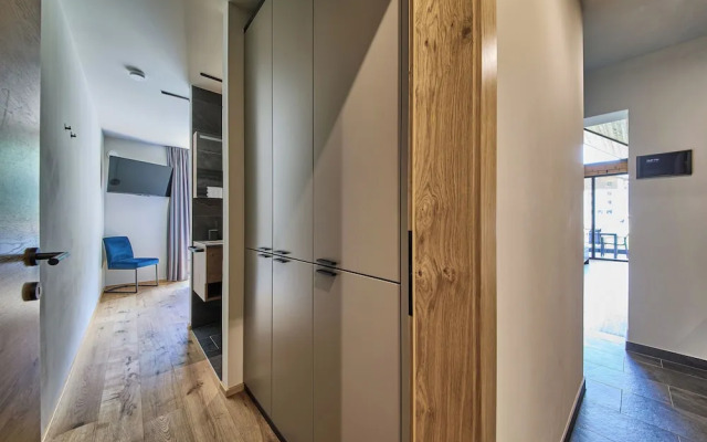 sGmiatli – Hideaway Apartments