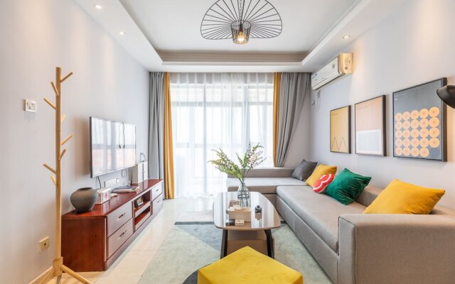Locals Boutique Apartment Qianshan No.15