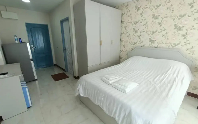 arunsakhon luxury condo