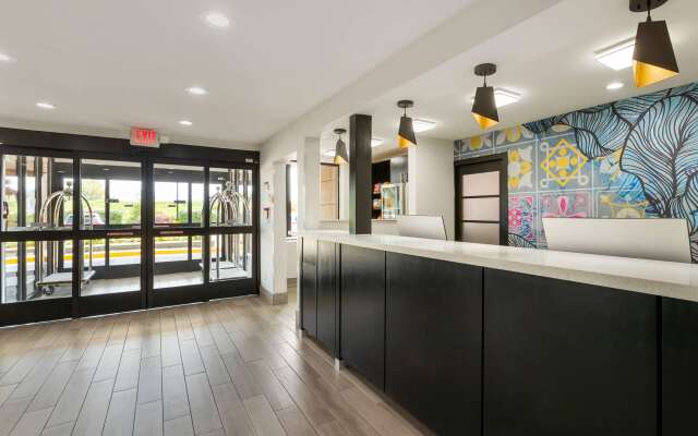 La Quinta Inn & Suites by Wyndham Des Moines West Clive