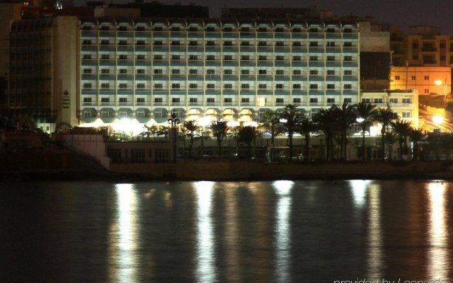 QAWRA Palace Resort & SPA