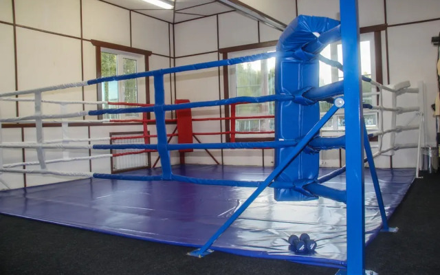 Загородный отель «Лесное озеро»