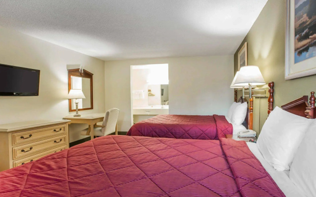 Econo Lodge Sequoia Area