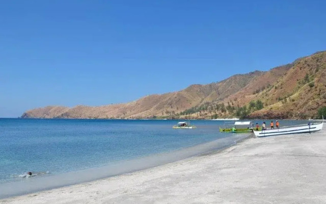 Sir Williams Lodge & Beach Resort