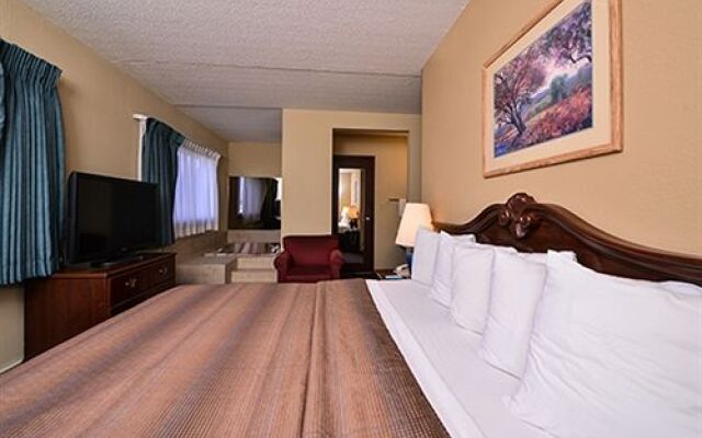 Quality Inn and Suites Beaver Dam