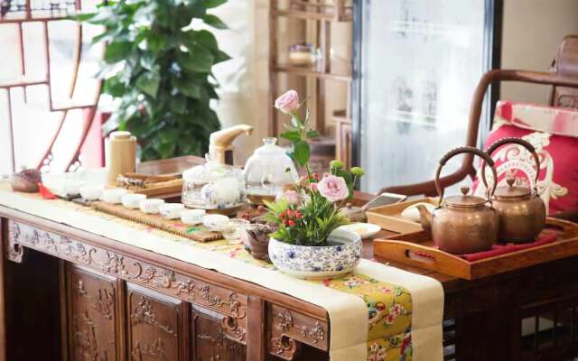 Vienna Hotel Shanghai PVG Heqing