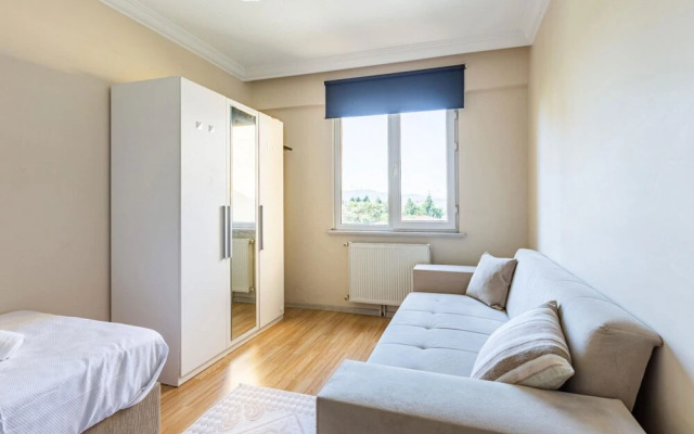 Flat With Shared Pool Near Sabiha Gokcen Airport