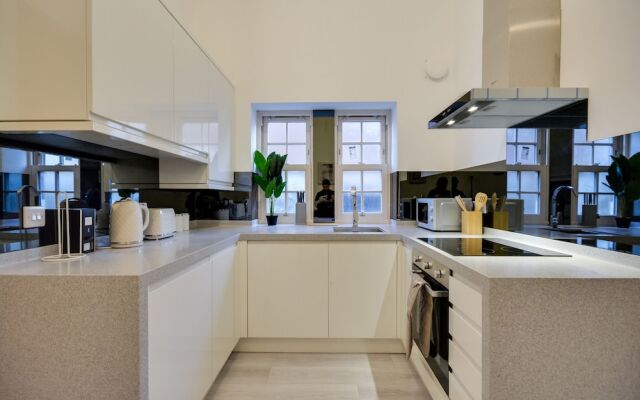 Lovely 1-bed Apartment in Wigan