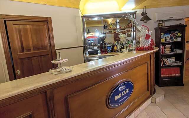 Hotel Capomulini 3 Stelle