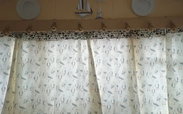"seagulls" Sleeps 6.beautiful Wales. Dog Friendly