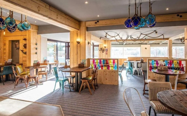 Whitecliff Bay Holiday Park