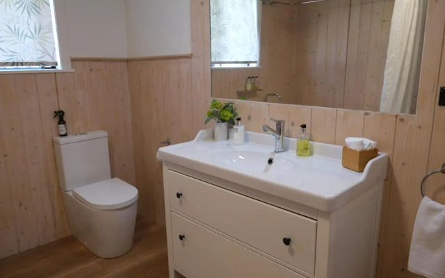 Twodogfolly at Creeklands