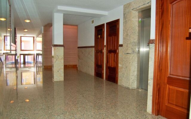 El Medano, Cabezo beach, pool & parking