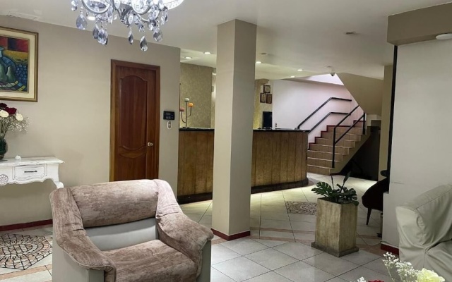Hotel Ensueños by HHG