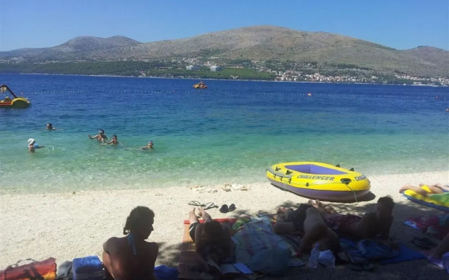 Bozo - 100m to the sea - A5