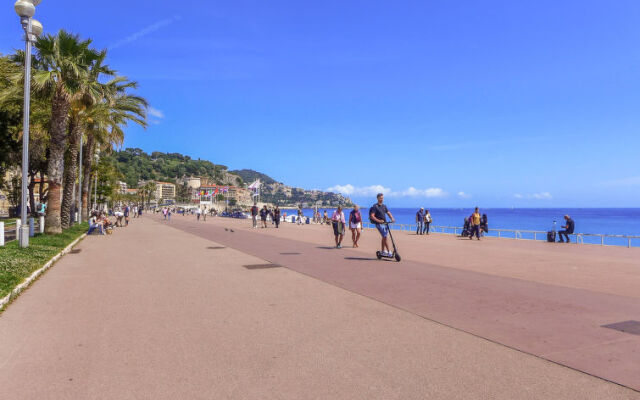 Copacabana Promenade Des Anglais