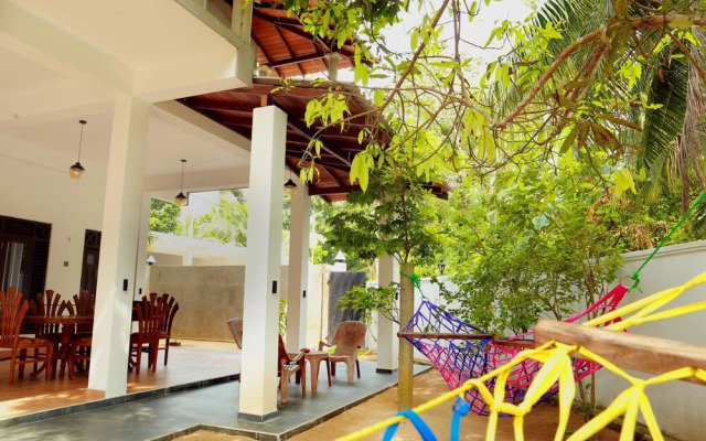 Midigama Holiday Inn
