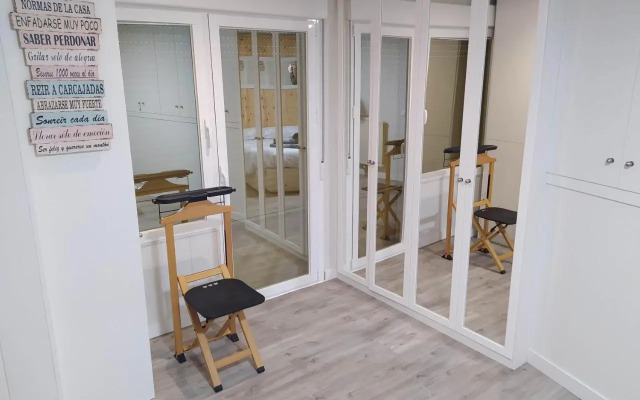 Apartamento céntrico con piscina