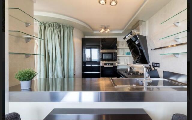 Around the clock on Ostrovsky Street