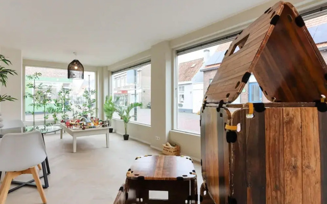 Holiday Home in Vrouwenpolder With Garden