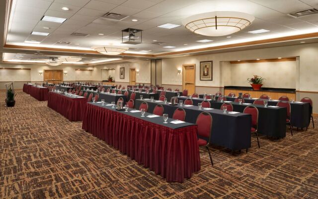 Embassy Suites by Hilton Convention Center Las Vegas