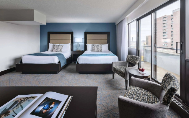 Ottawa Embassy Hotel