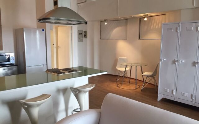 Manhattan Studio 914