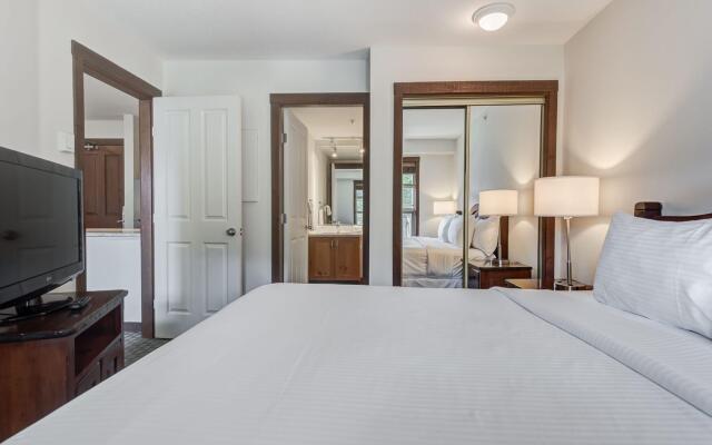 Blackcomb Springs Suites by CLIQUE