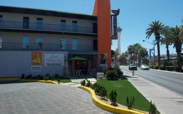 Thunderbird Hotel