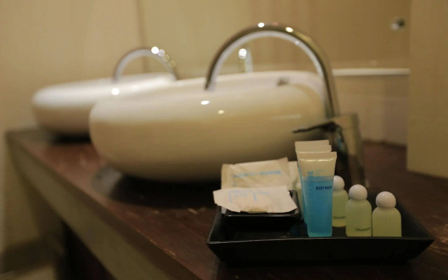 The Peaberry Explorer Hotel