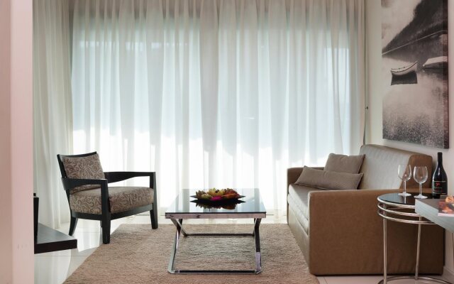 West All Suite Hotel Tel Aviv