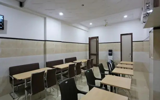 OYO 19665 Grt Residency