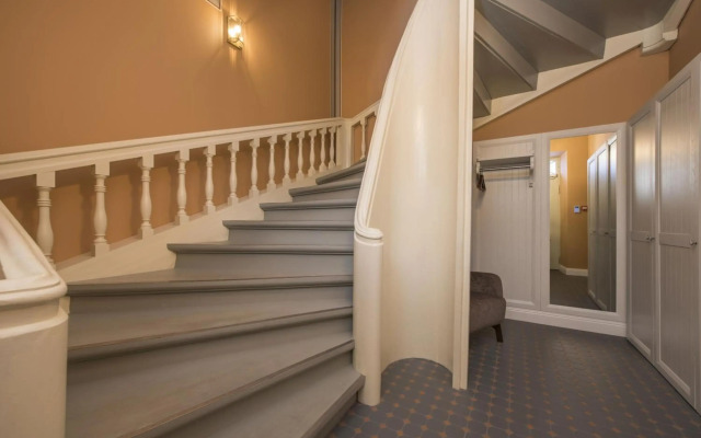 Lydia Hotel