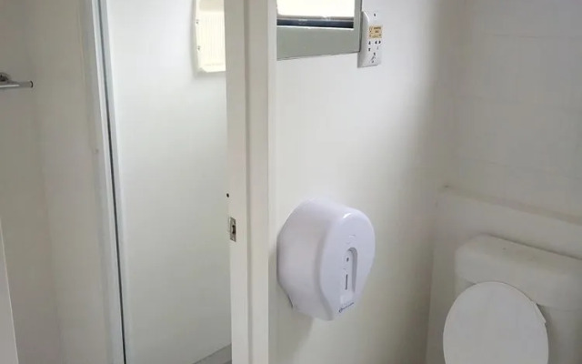 The Bouncing Lamb Backpackers