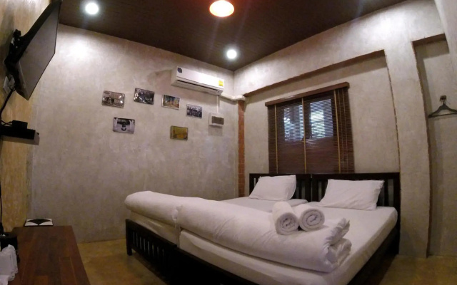 Toffee House Resort