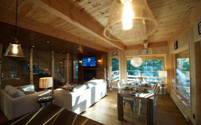 Les Bouleaux - Les Chalets Spa Canada