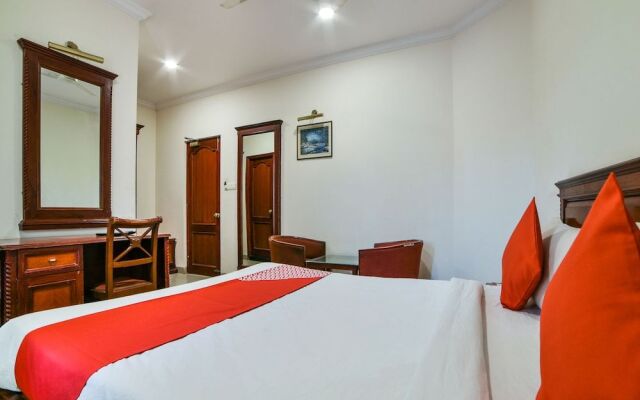 OYO 8198 Hotel Raj International