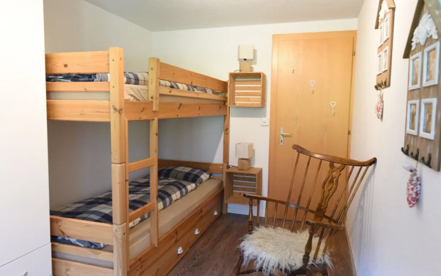 Cozy Apartment in Meiringen With Mountain View