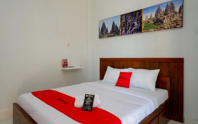 Amel's Village Homestay by RedDoorz