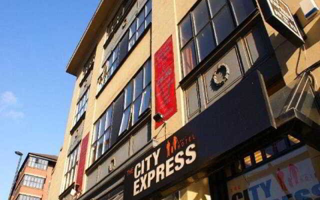 City Express Aparthotel