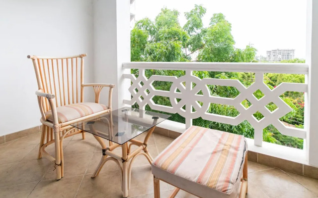 Sunrise Resort Apartments & Spa