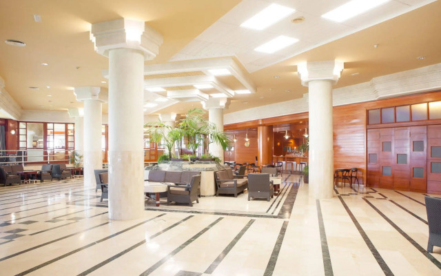Hotel Puertobahia & Spa