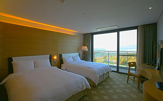 SunValley Hotel