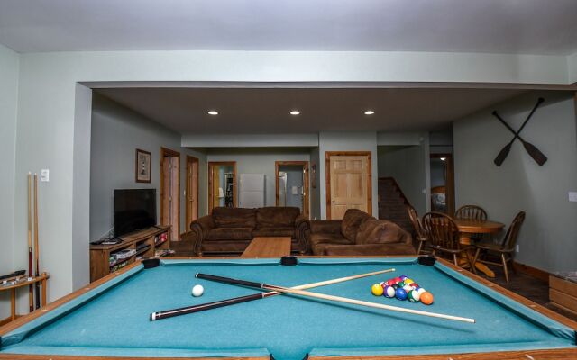 McKenzies Mountain 7 Bedroom House