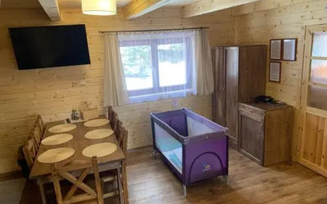 Chatovy Rezort Lopusna Dolina