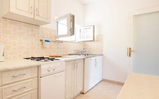 Cosy Holiday Home in Baška Voda With Terrace