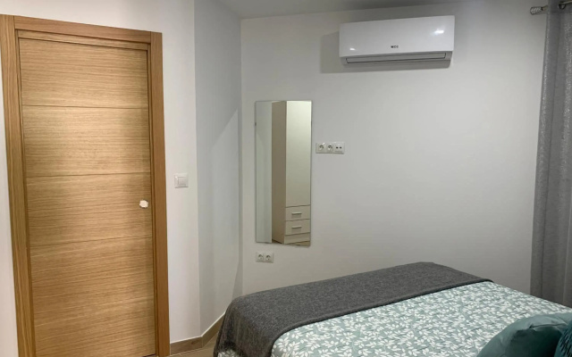 A Estrenar Preciosa Suite-Céntrico-Con Jardín y Porche