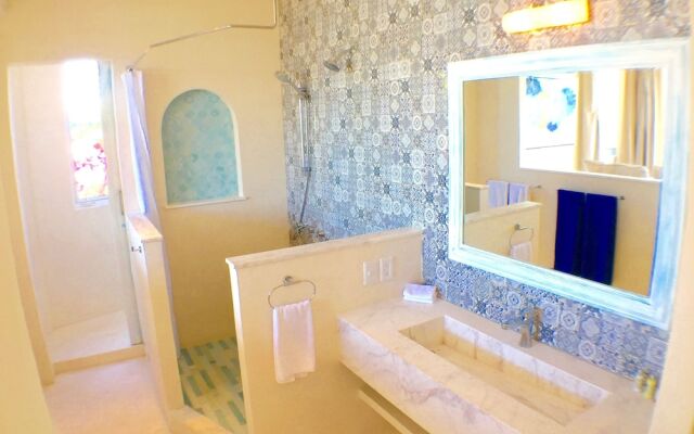 Villa Encantada by Coco B Isla