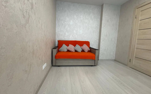 Апартаменты в мкр. Светлый 10